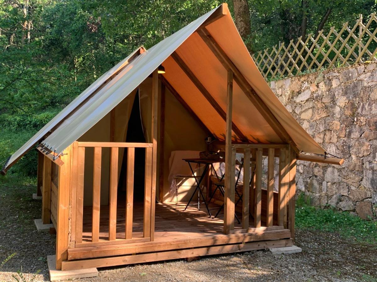 Camping Calme Et Nature Iserand Vion  Εξωτερικό φωτογραφία